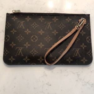 Authentic Louis Vuitton Neverfull GM pouch